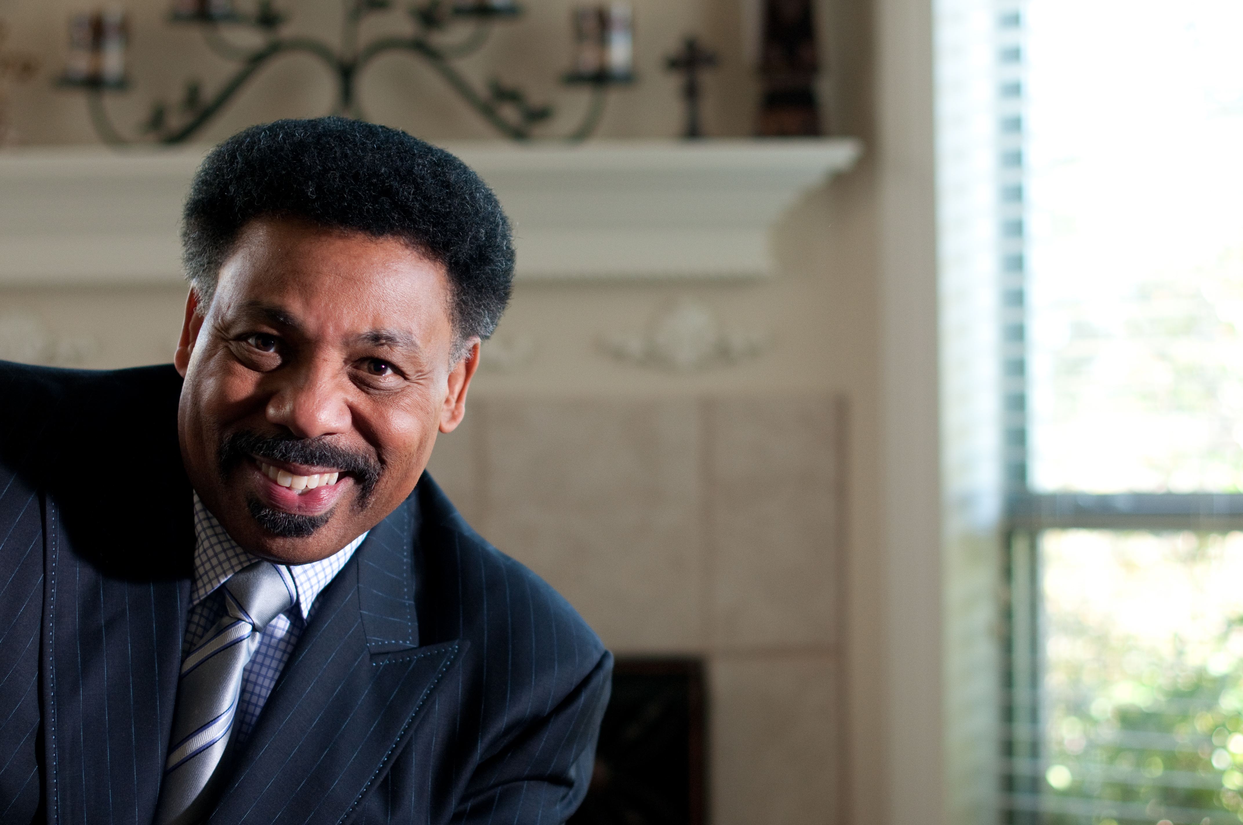 Urban Alternative with Tony Evans on DStv Channel 343